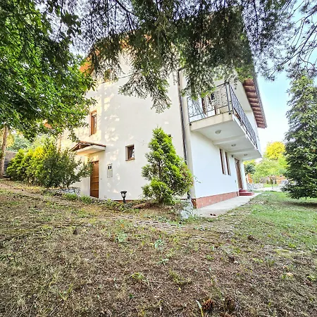 Arij Villa Vlakovo